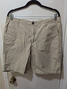 Docker's Men's Classic Khaki Shorts - Neutral Beige Size 34